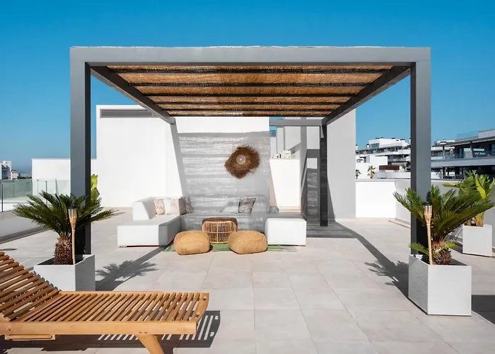 Apartment Penthouse With Ocean View Estepona